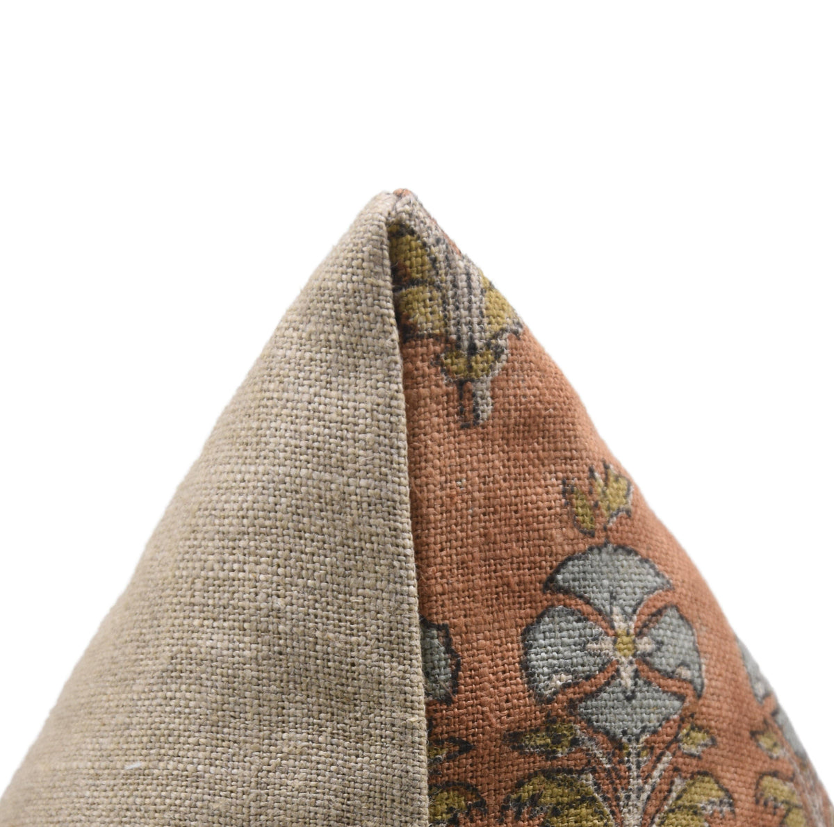 Stylish Block Print Thick Linen Pillow Cover - Mor Mukut: Thick Linen / One Side Print / 18x18 Inch